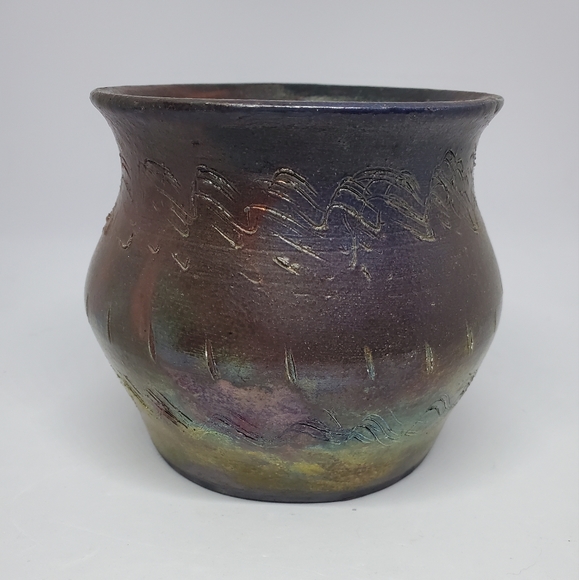 Raku Style Pottery 4 1/2"  Planter - Signed "Erin '01" Pre-Owned - Picture 4 of 12